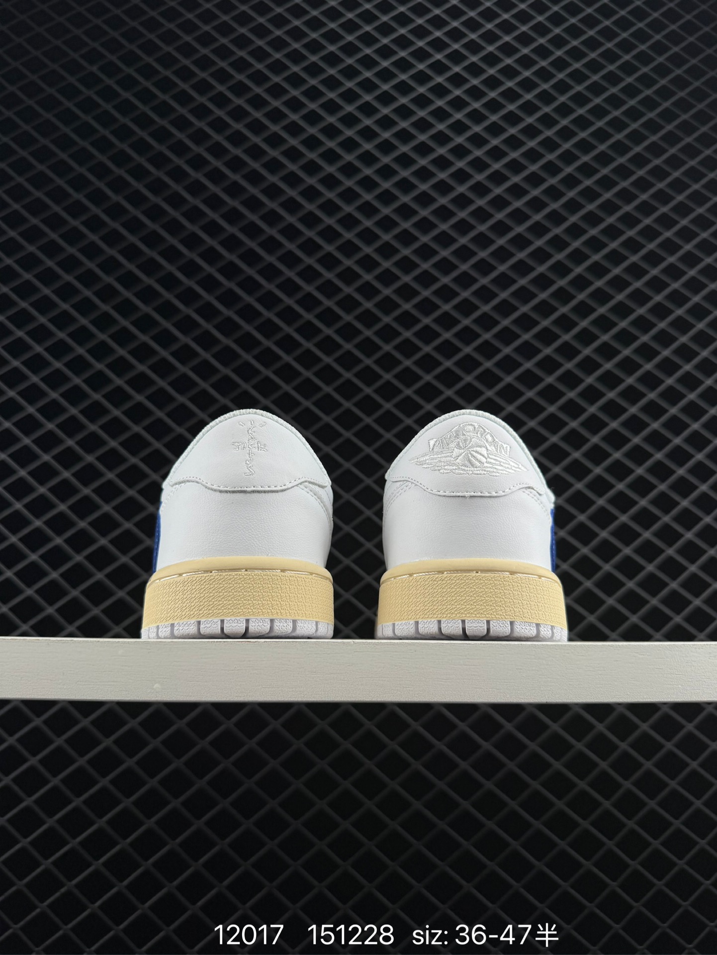 Travis Scott x Air Jordan 1 ” Reverse Mocha “